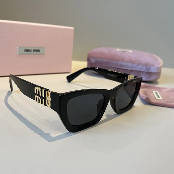 スーパーコピー ミュウミュウ サングラス
