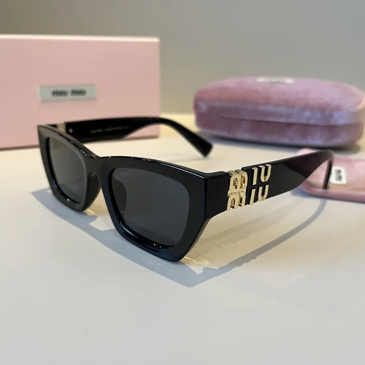 スーパーコピー ミュウミュウ サングラス