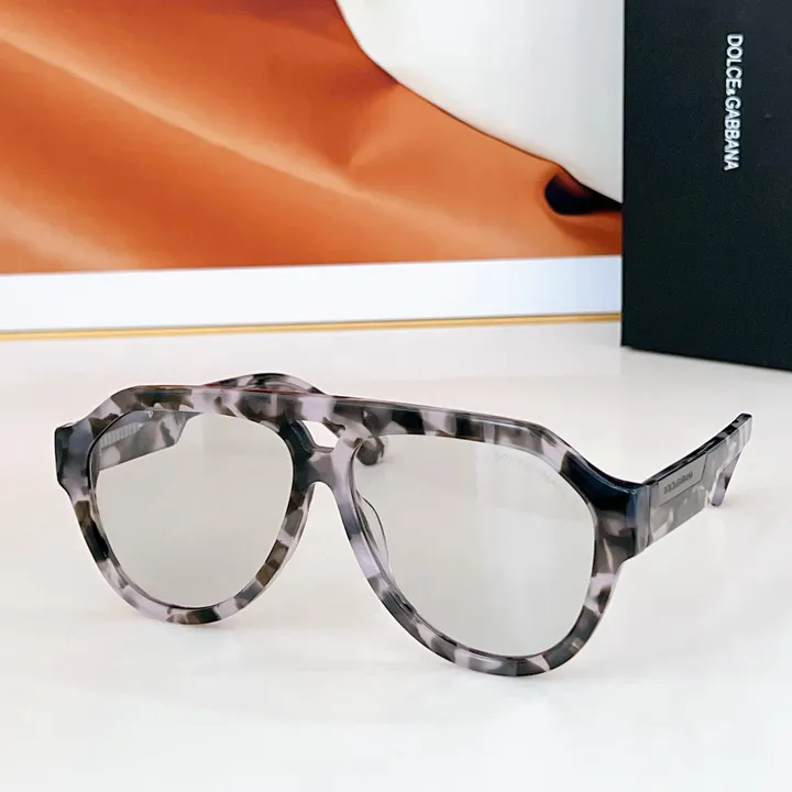 スーパーコピー ミュウミュウ サングラス