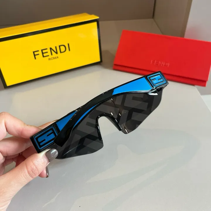 スーパーコピー フェンディ サングラス