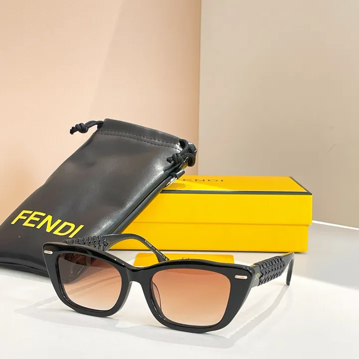 スーパーコピー フェンディ サングラス