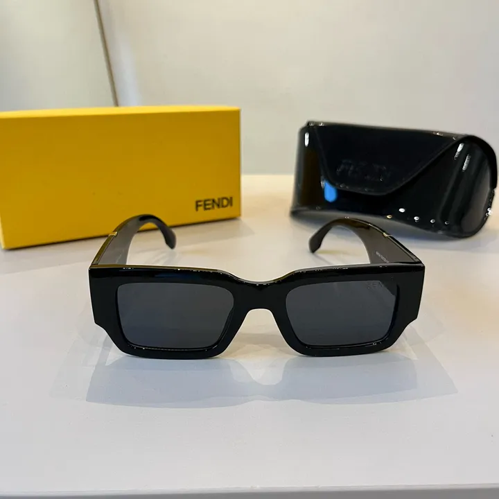 スーパーコピー フェンディ サングラス