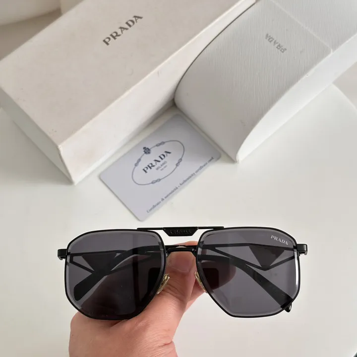 スーパーコピー プラダ サングラス