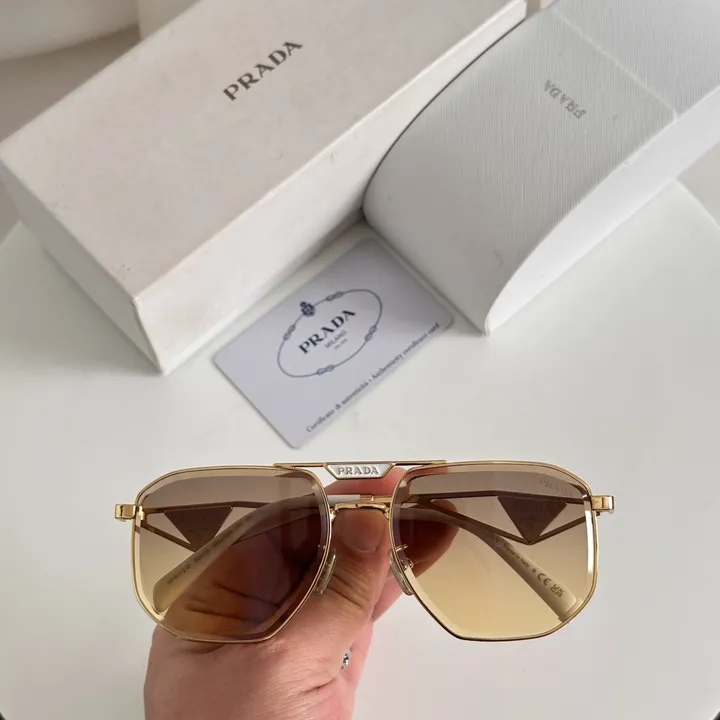 スーパーコピー プラダ サングラス