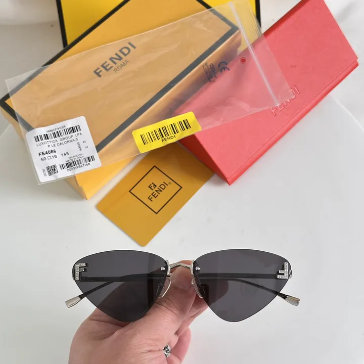 スーパーコピー フェンディ サングラス
