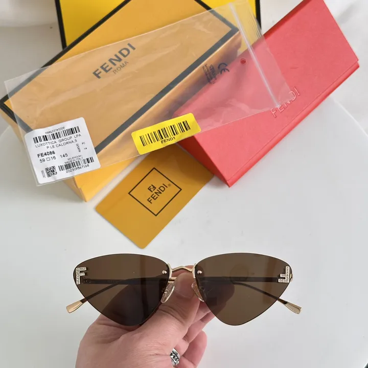 スーパーコピー フェンディ サングラス