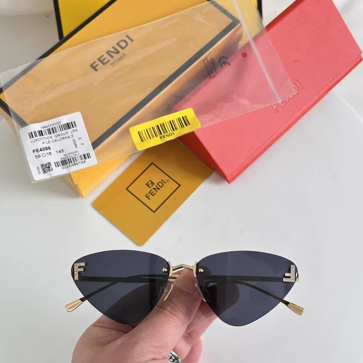 スーパーコピー フェンディ サングラス