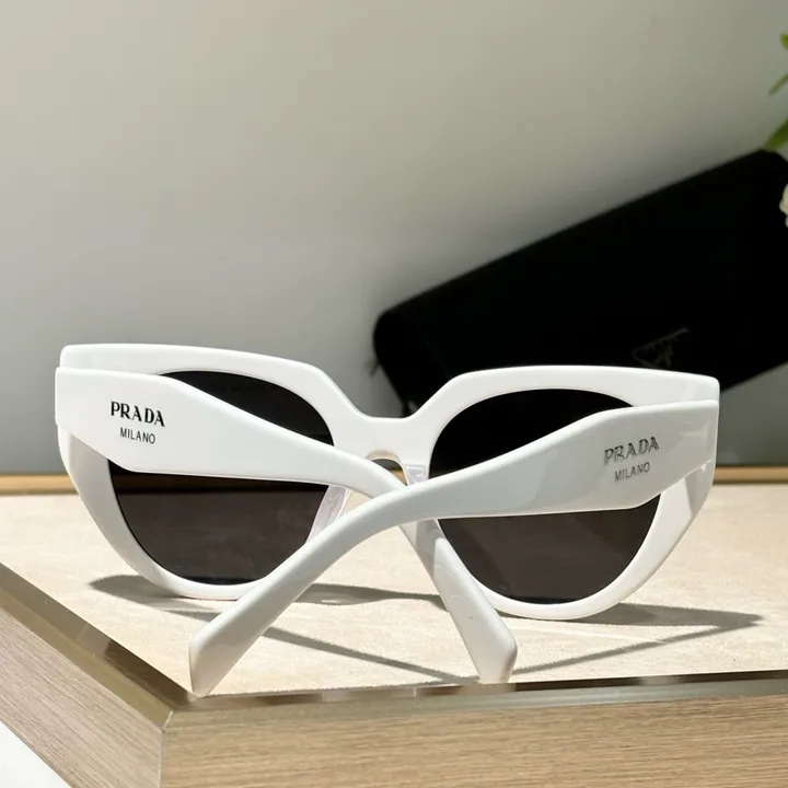 スーパーコピー プラダ サングラス