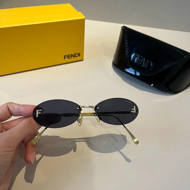 スーパーコピー フェンディ サングラス