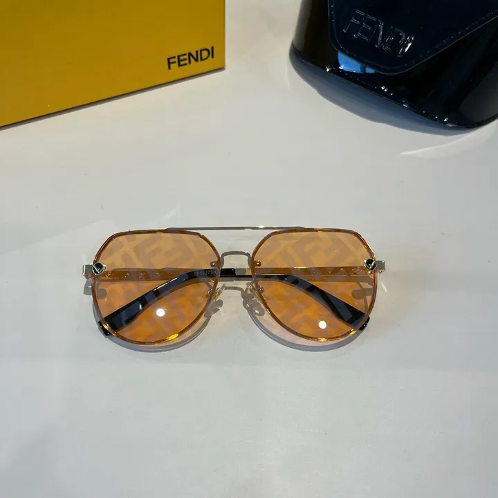 スーパーコピー フェンディ サングラス