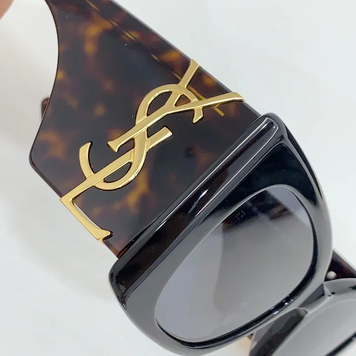 スーパーコピー ジバンシィ サングラス