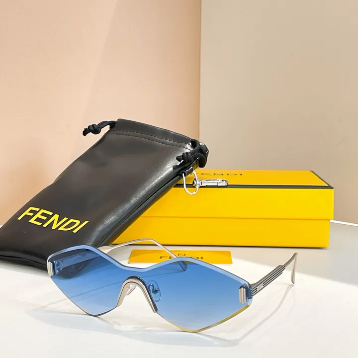 スーパーコピー フェンディ サングラス