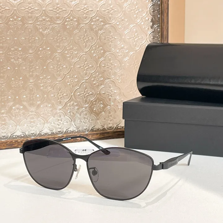 スーパーコピー バレンシアガ サングラス