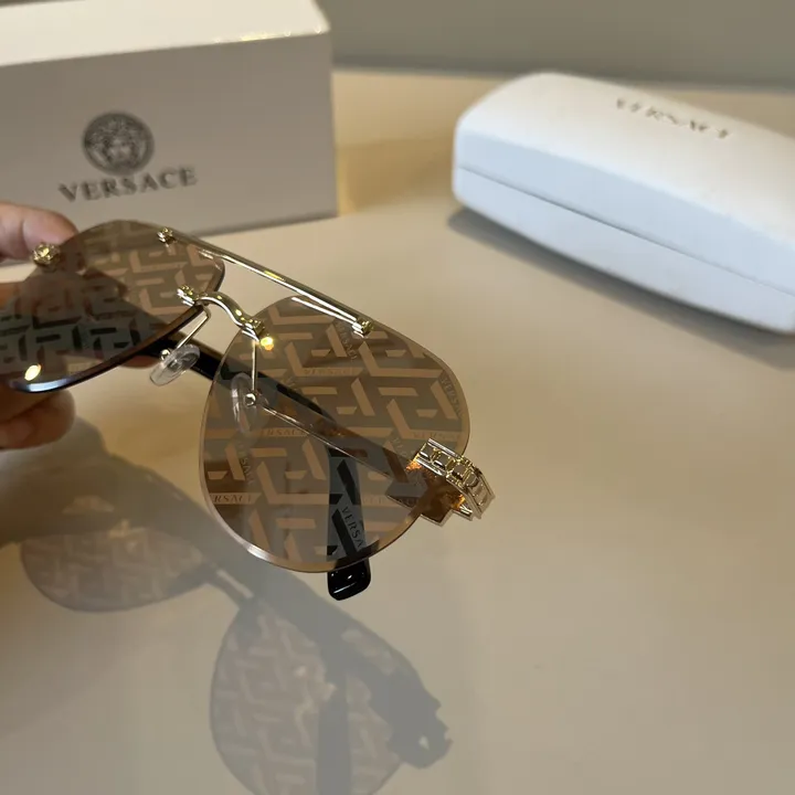 スーパーコピー ヴェルサーチ サングラス