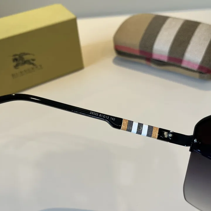 スーパーコピー バーバリー ス サングラス