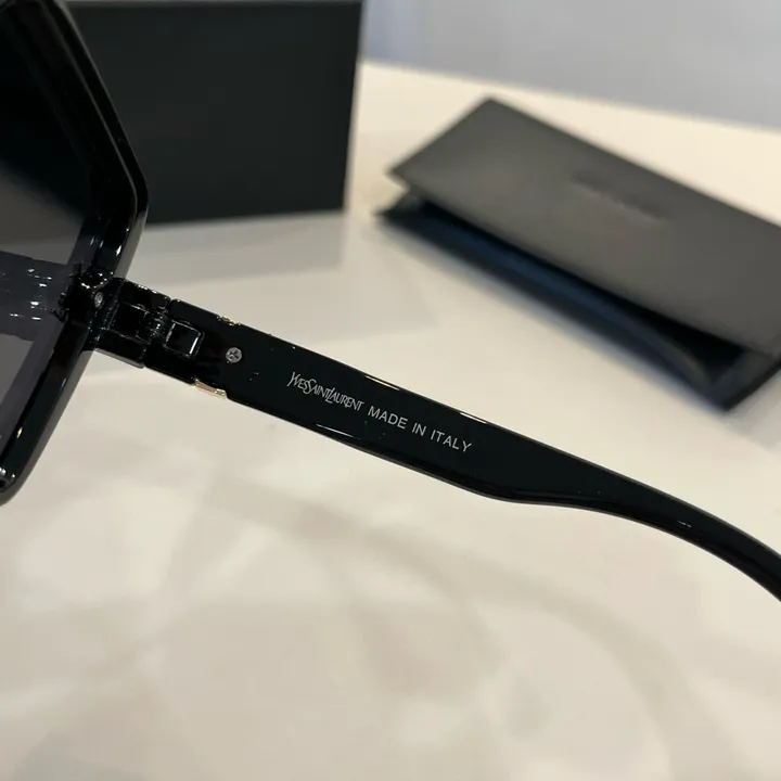 スーパーコピー イブサンローラン サングラス