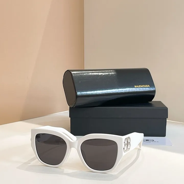 スーパーコピー バレンシアガ サングラス