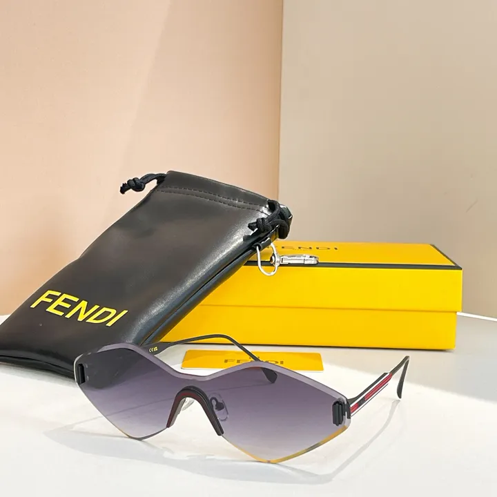 スーパーコピー フェンディ サングラス