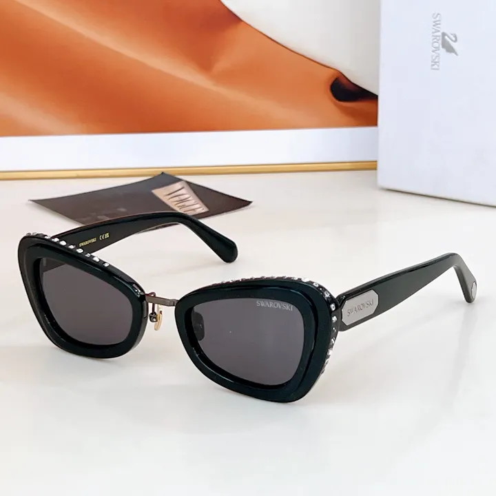 スーパーコピー スワロフスキー サングラス