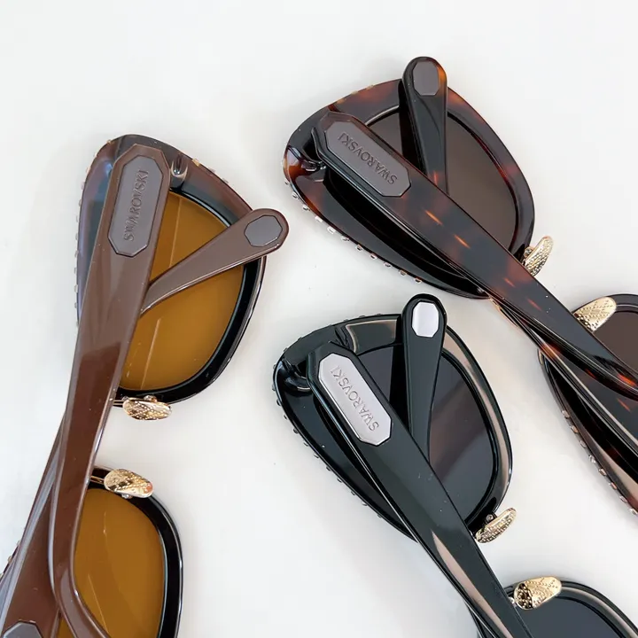 スーパーコピー スワロフスキー サングラス