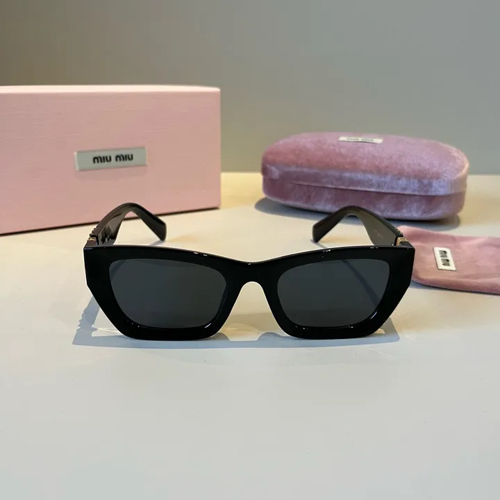 スーパーコピー ミュウミュウ サングラス