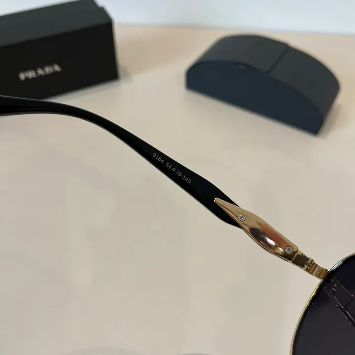 スーパーコピー プラダ サングラス