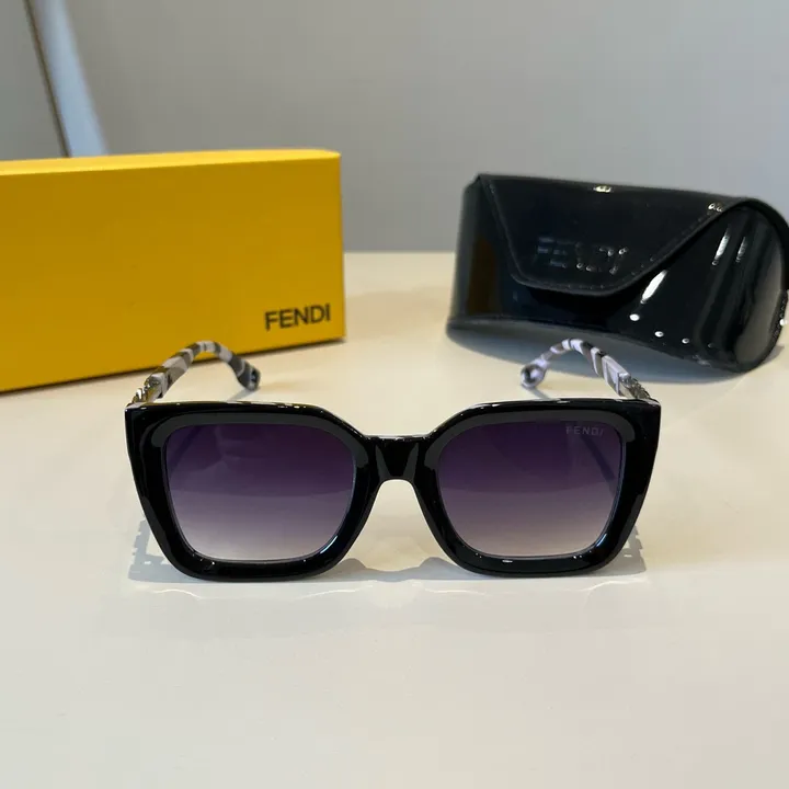 スーパーコピー フェンディ サングラス