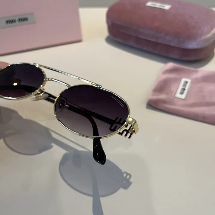 スーパーコピー ミュウミュウ サングラス