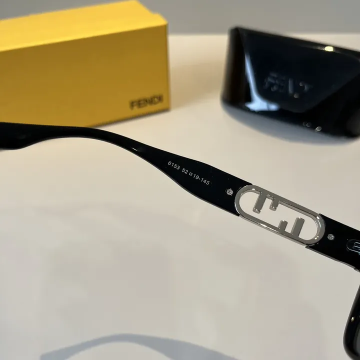 スーパーコピー フェンディ サングラス