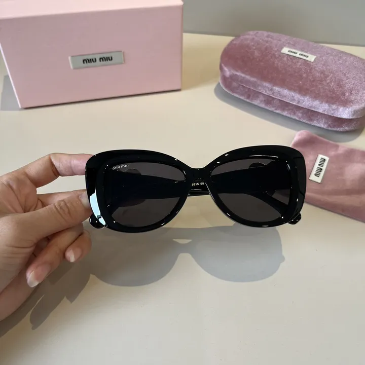 スーパーコピー ミュウミュウ サングラス