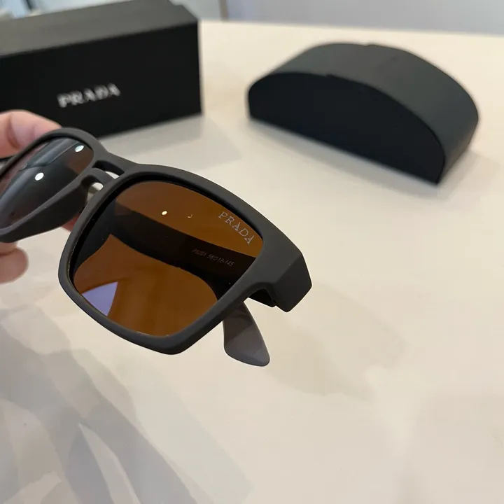 スーパーコピー プラダ サングラス