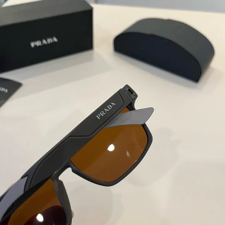 スーパーコピー プラダ サングラス