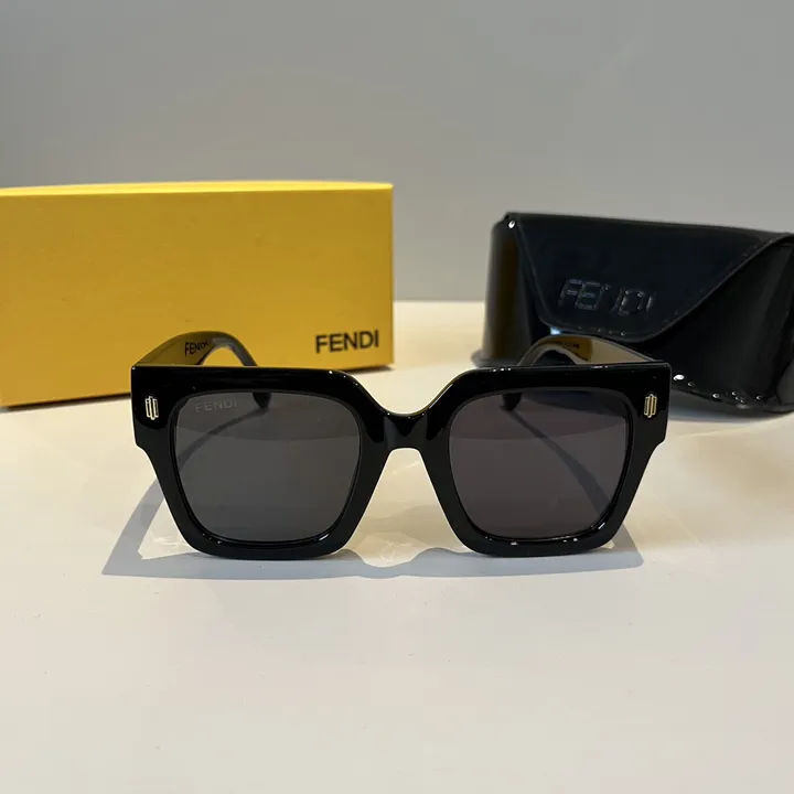 スーパーコピー フェンディ サングラス