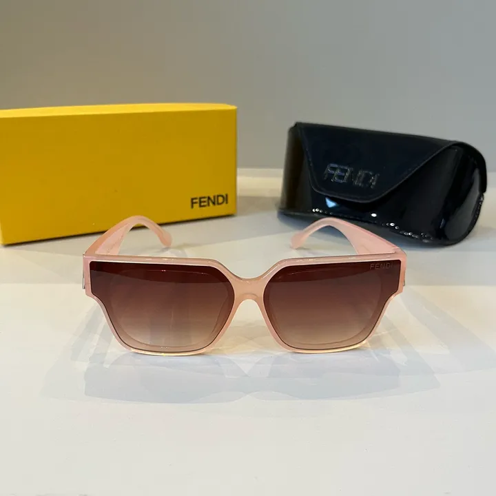 スーパーコピー フェンディ サングラス