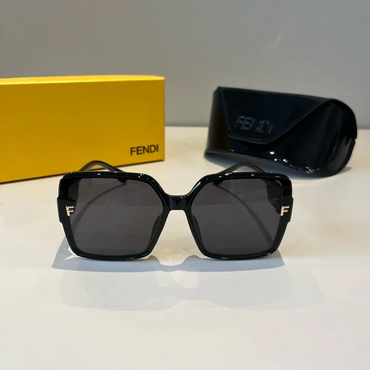 スーパーコピー フェンディ サングラス