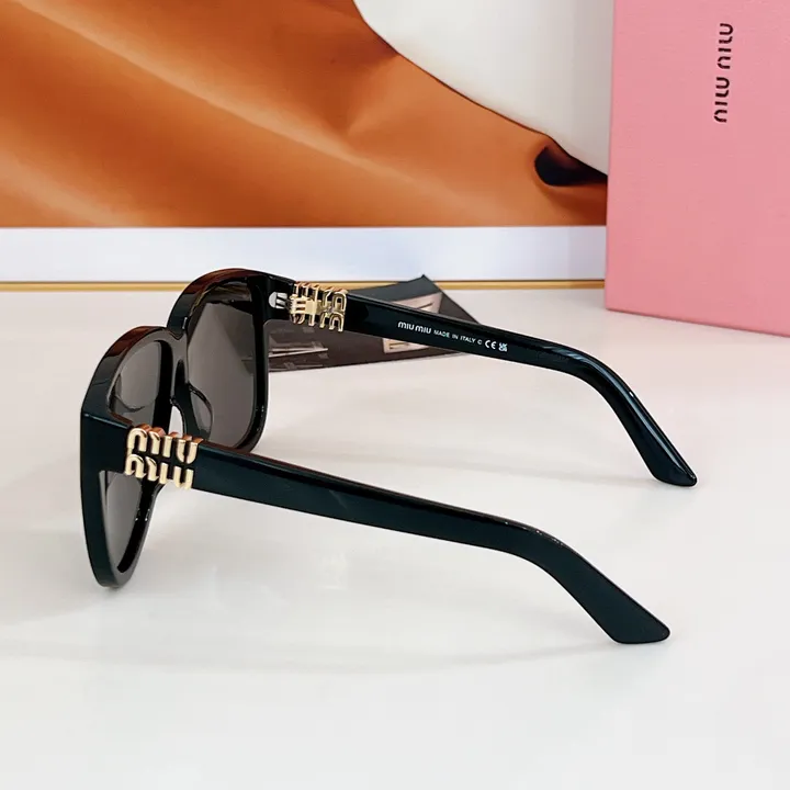 スーパーコピー ミュウミュウ サングラス