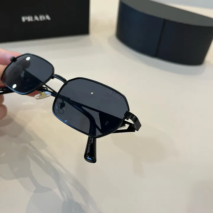 スーパーコピー プラダ サングラス