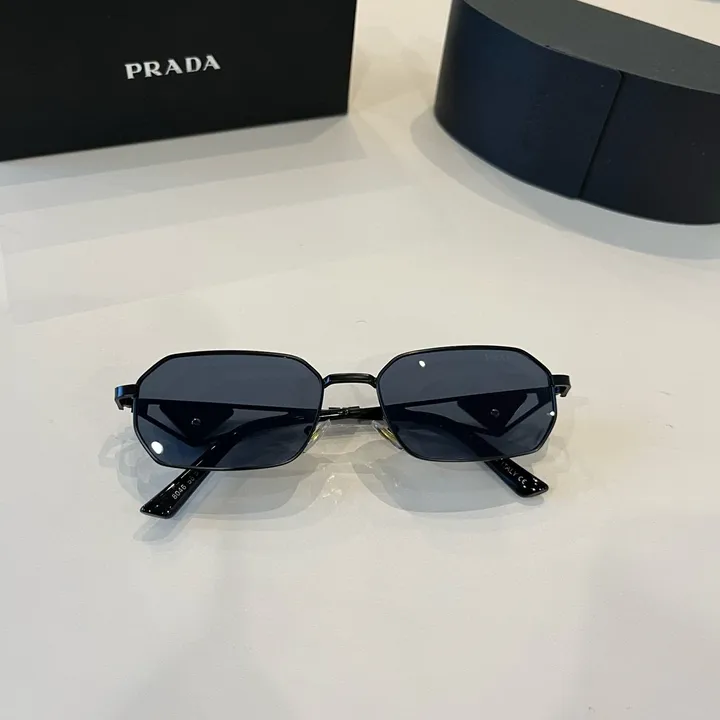 スーパーコピー プラダ サングラス