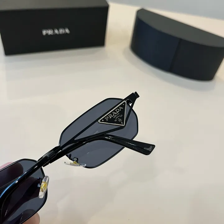 スーパーコピー プラダ サングラス