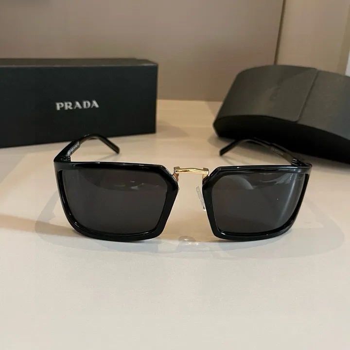 スーパーコピー プラダ サングラス