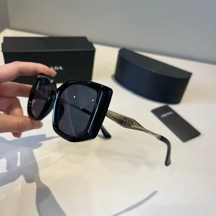 スーパーコピー プラダ サングラス