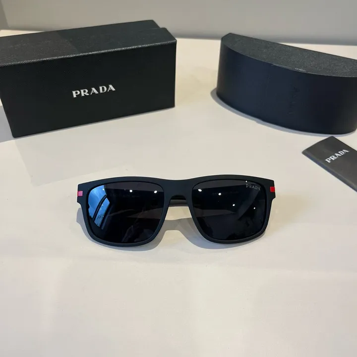 スーパーコピー プラダ サングラス