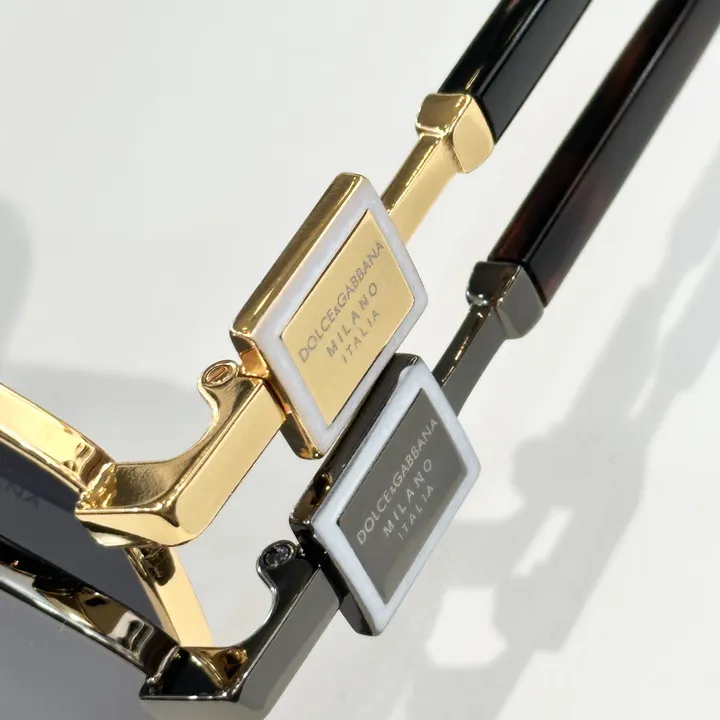 スーパーコピー ミュウミュウ サングラス