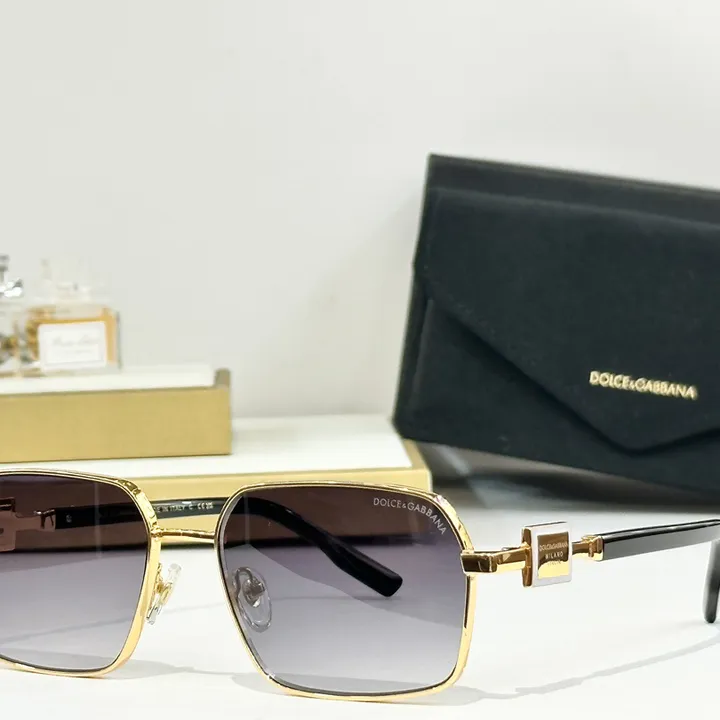 スーパーコピー ミュウミュウ サングラス