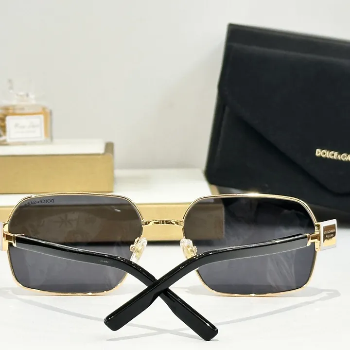 スーパーコピー ミュウミュウ サングラス