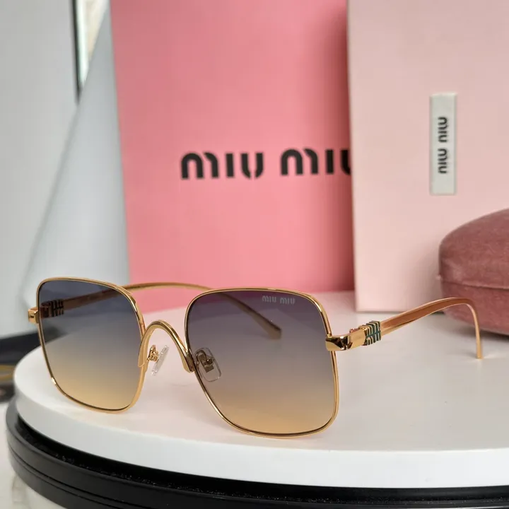 スーパーコピー ミュウミュウ サングラス