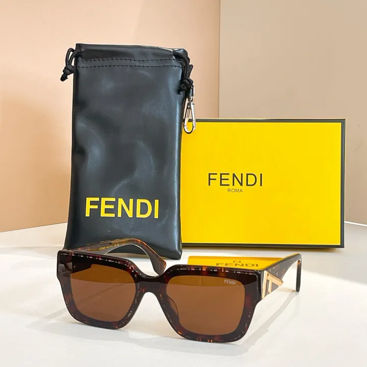 スーパーコピー フェンディ サングラス