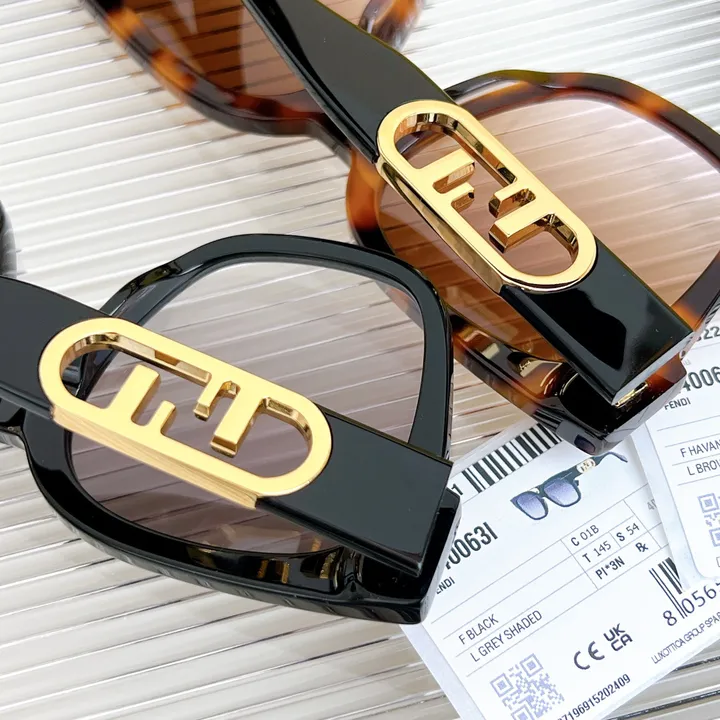 スーパーコピー フェンディ サングラス