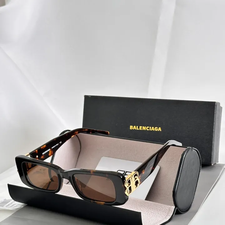 スーパーコピー バレンシアガ サングラス