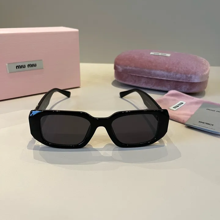 スーパーコピー ミュウミュウ サングラス